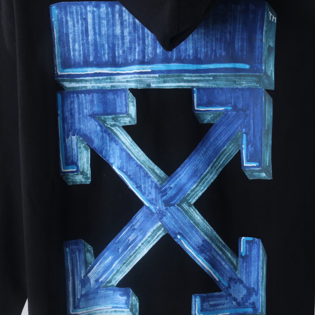 OFF WHITE
